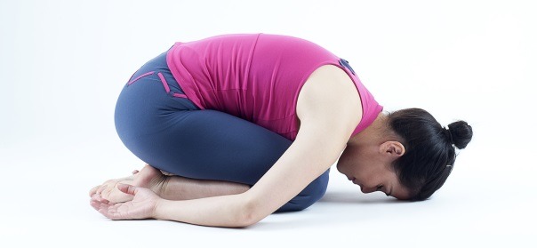Postura del Niño en Yoga