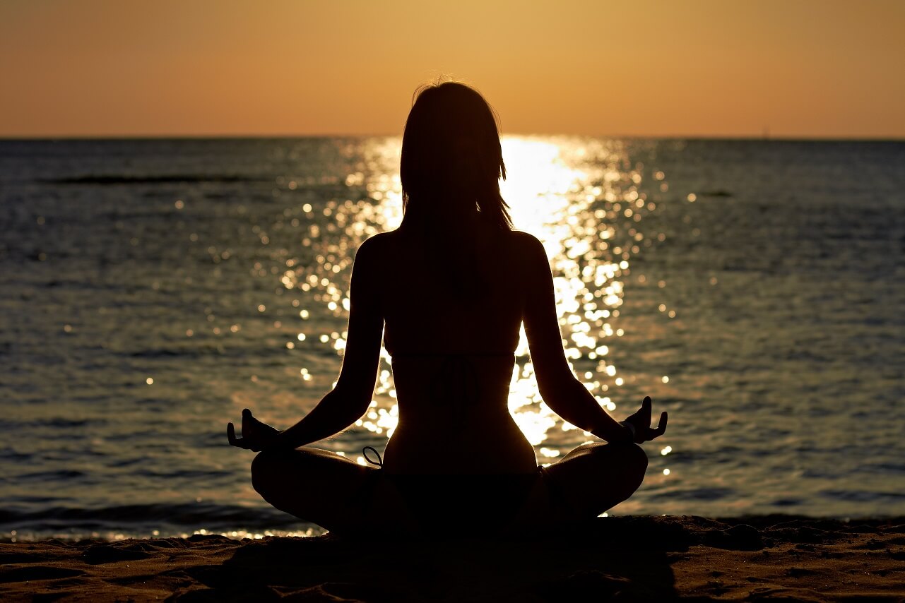 Un cuerpo sano y con la mente en calma, son esenciales para lograr el estado total de meditación.
