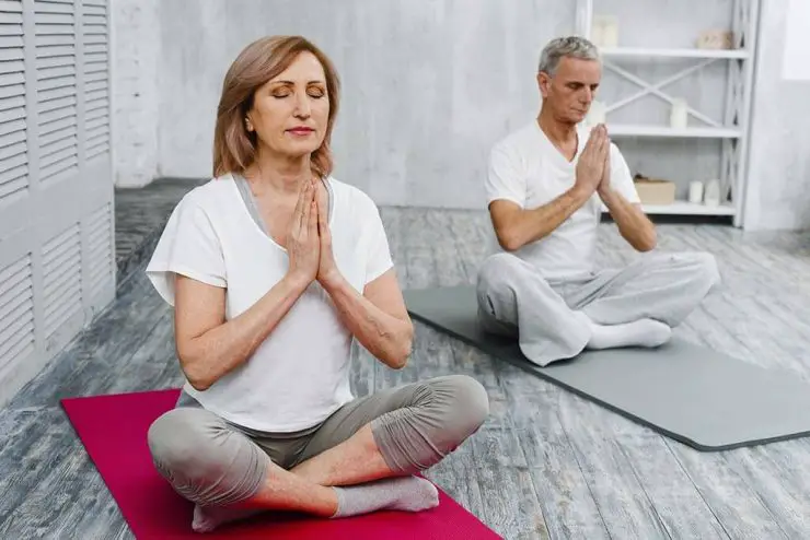 Yoga para la Menopausia y Andropausia