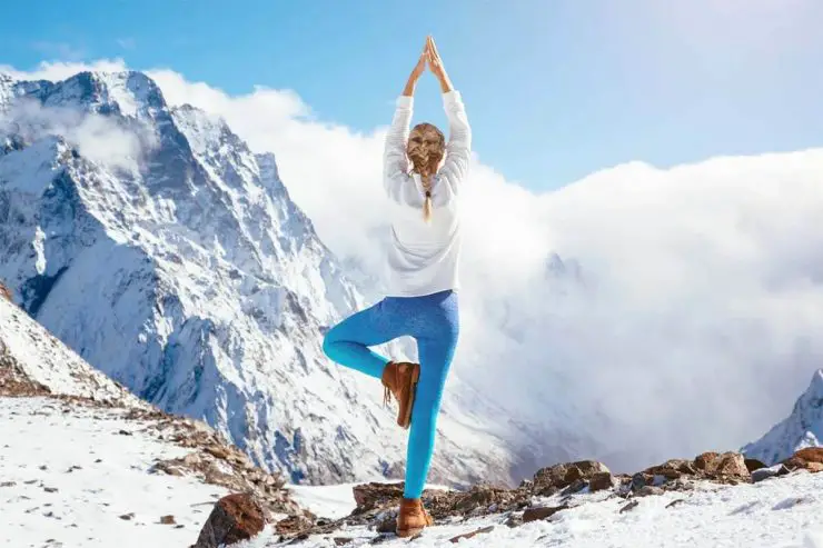 Posturas de Yoga para hacer en invierno